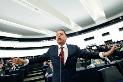  10 Juin 2015 - Discours de Gianni Pittella dans l'hémicycle du Parlement de Strasbourg